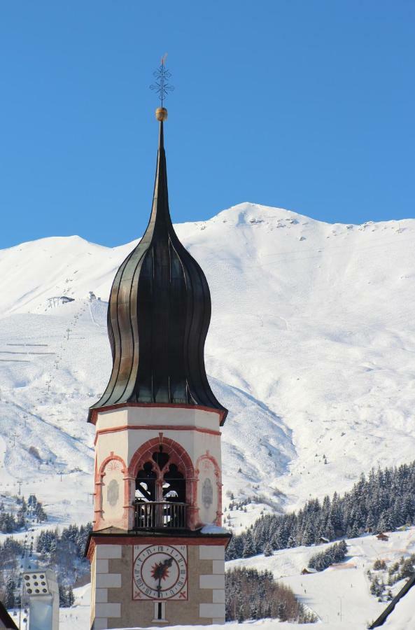 Haflingerhof Aparthotel Fiss Bagian luar foto