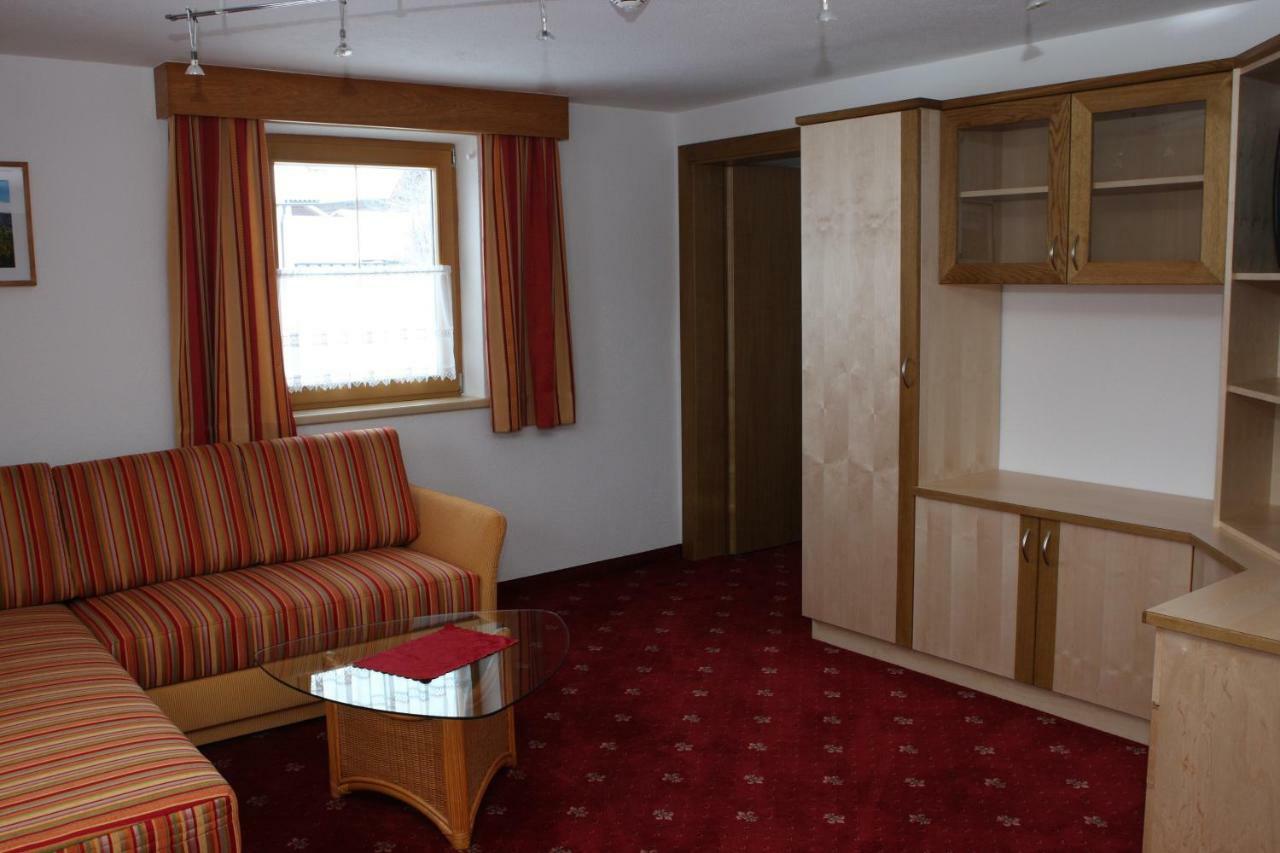 Haflingerhof Aparthotel Fiss Bagian luar foto